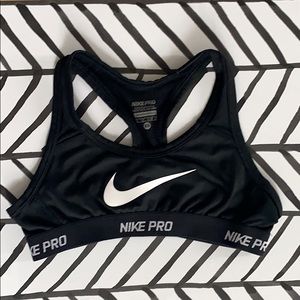 Nike Pro Sports Bra